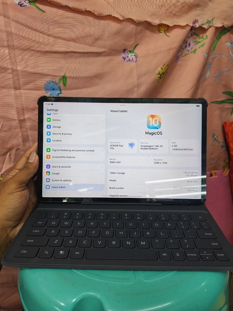 HONOR PAD X9A 6/128GB WIFI COMPLETE (Category: Android) located in San Juan City. Submitted by ABTGadgets (Listing ID 1469283624, Image 2). Description: SALE OR SWAP SA LOWER UNIT+ CASH 12,500 NEGOTIABLE WIFI VARIANT MAKINIS / NO DENTS NO HIDDEN ISSUE TESTO TO SAWA QUICK SPECS: 120hz FAST DISPLAY SNAPDRAGON 685 MAIN CAMERA 8MP SELFIE CAMERA 5MP 8300mAh BATTERY 35w FAST CHARGER INCLUSION:UNIT,KEYBOARD,CHARGER,BOX SAME SERIAL CAN DO DELIVERY + SF A