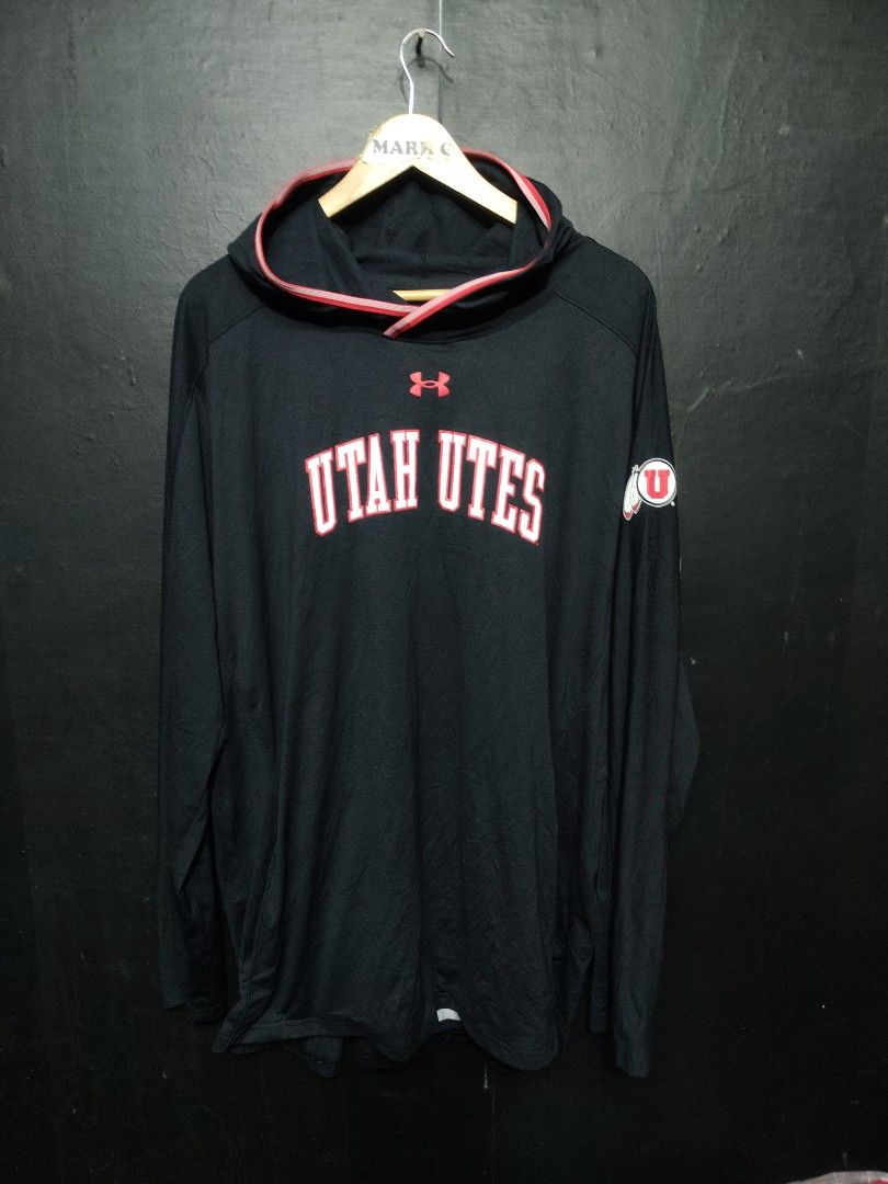 Hoodie jacket UA (Category: Coats, Jackets and Outerwear) located in Santa Cruz. Submitted by mark_grimaldo (Listing ID 1469306606, Image 2). Description: Under Armour Heat Gear Utah utes ✅Size: 3XL (26 x 32/33) ✅P 550+sf ✅Excellent condition Laguna Area DM📩📩📩.