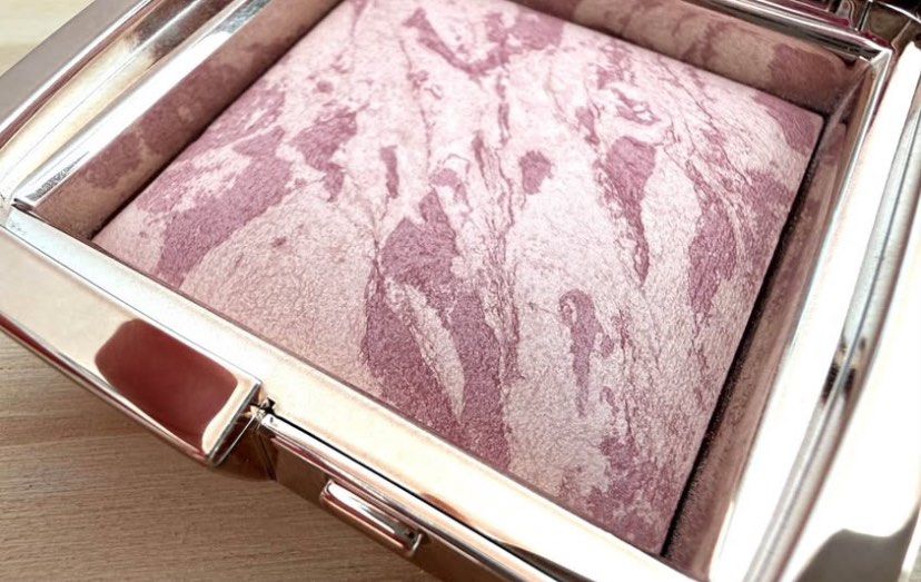 Hourglass blush mood exposure (Category: Makeup) located in Quezon City. Submitted by cheerupbby (Listing ID 1469213385, Image 2). Description: I will ship when I get back home to the Philippines in February 2027. No reservations. Pay = sold! All makeup is crossposted on marketplace 🇨🇦 and nowhere else. 📍 QC Can ship thru lalamove or j&t.