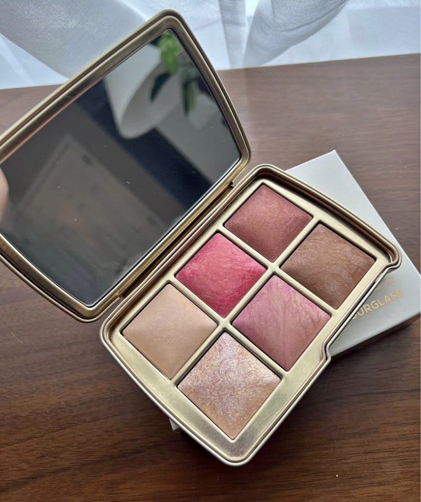 Hourglass Palette Ambient Lighting Edit Unlocked - Hope (Category: Makeup) located in Quezon City. Submitted by cheerupbby (Listing ID 1467579458, Image 1). Description: Hope. Slightly negotiable. No issues and only used for filmed swatching. Tried it a few times but doesn’t work for my skin tone. From sephora. I will ship when I get back home to the Philippines in February 2027. No reservations. Pay = sold! All makeup is crossposted on marketpla