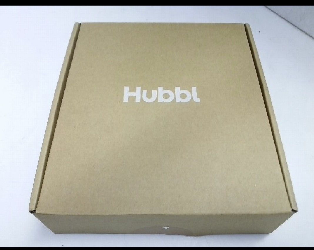 Hubbl 4K TV Streaming Box with Remote Control – Complete Set in Box (Category: TV Parts & Accessories) located in Pasig City. Submitted by realistic28 (Listing ID 1469199184, Image 3). Description: 📺 Hubbl 4K TV & Streaming Box Gawing mas convenient ang panonood sa inyong TV gamit ang Hubbl 4K Streaming Box! May kasamang remote control para mas madaling mag-navigate at kontrolin ang device. 📦 Product Details: Brand: Hubbl Model Number: IP061-05
