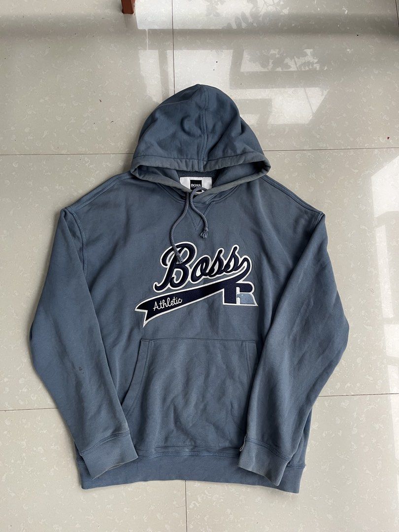 Hugo Boss X Russel (Category: Hoodies) located in Leyte. Submitted by jaybee_parel19 (Listing ID 1469286363, Image 1). Description: Hugo Boss x Russel 26.5x30 Complete tags Color rate: 9/10 Issue: yellow stain sa may hood Excellent Condition Authentic✅ Dm📩📩📩.