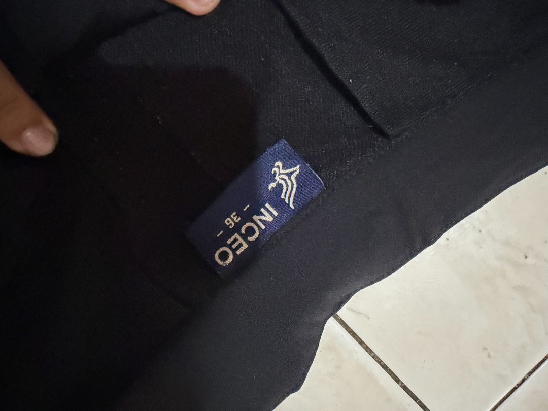 INCEO Black Pants Size 36 with Patterned Belt (Category: Jeans) located in General Santos City (Dadiangas). Submitted by peter_diaz1029 (Listing ID 1469224469, Image 3). Description: - Brand: INCEO - Size: 36 - Color: Black - Style: Straight cut with two back pockets - Included: Matching printed belt with reddish-orange abstract pattern - Condition: Clean, neatly kept, great for everyday wear.
