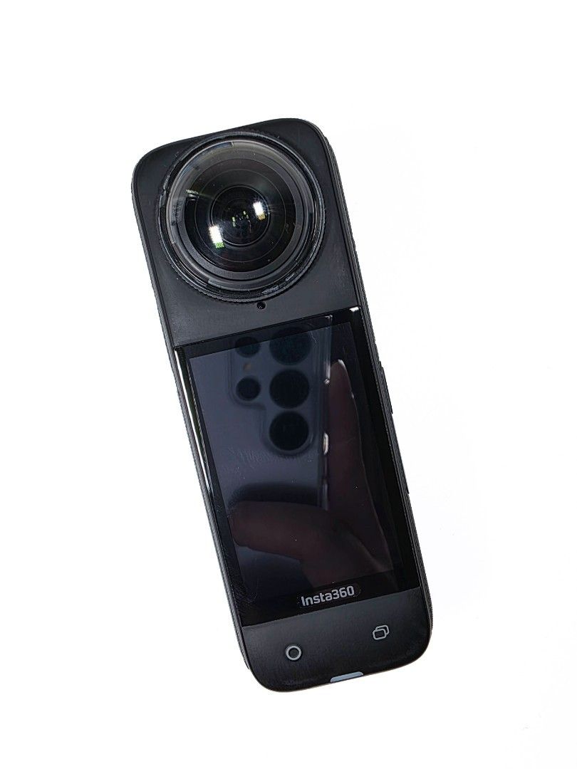 Insta 360 X4 with Bullet Time (Category: Video Cameras) located in Baguio. Submitted by acreoscamera (Listing ID 1469229169, Image 3). Description: Insta 360 X4 + Invisible Stick 📸💥 Price: 19,990.00 No issues Cosmetics 9/10 (With slight signs of usage) Actual Photo posted📸 No more last priced All buttons are functional ✨️Inclusions: Battery Insta 360 Case and Lens Guard Charging Cable Insta 360 Pouch Box and Manuals No memory Card ⛩️Location: 