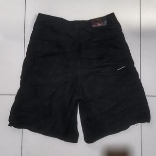 (Category: ) located in . Submitted by dhong_abay_thrift (Listing ID 1469201130, Image 1). Description: .