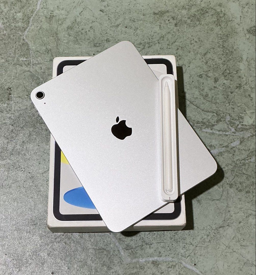 Ipad 11th gen (A16) 256gb (Category: iPad) located in Manila. Submitted by maryy.ee (Listing ID 1469083876, Image 1). Description: Ipad 11th gen (A16) 256gb - Wifi used 92 battery health; 190cc Inclusion: Unit itself Orig box Orig cable, replaced orig adaptor (anker) GD13 pencil Tempered glass installed no issue, no dents or scratches. meetup only, qc area rfs: barely used.