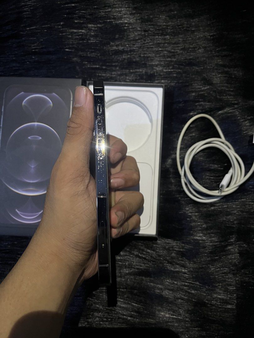 IPHONE 12 PRO (Category: iPhone 12 Series) located in Manila. Submitted by fiercerabbit-8a7e (Listing ID 1469330269, Image 3). Description: FOR SALE OR SWAP PO SA LOWER UNIT +cash (Iphone only) ‼️ Iphone 12 pro ₱15,000 ₱15,000 slightly NEGOTIABLE - 128GB - 77% BH (ORIGINAL, NEVER REPLACED.) - CH/A VARIANT (DUAL SIM) - FACE ID ✅ - True Tone ✅ - Physical Sim ✅ - No Sim Restrictions! - Unli Reset - Unli Update - ISSUE‼️Case mark ** NO HISTORY OF REP