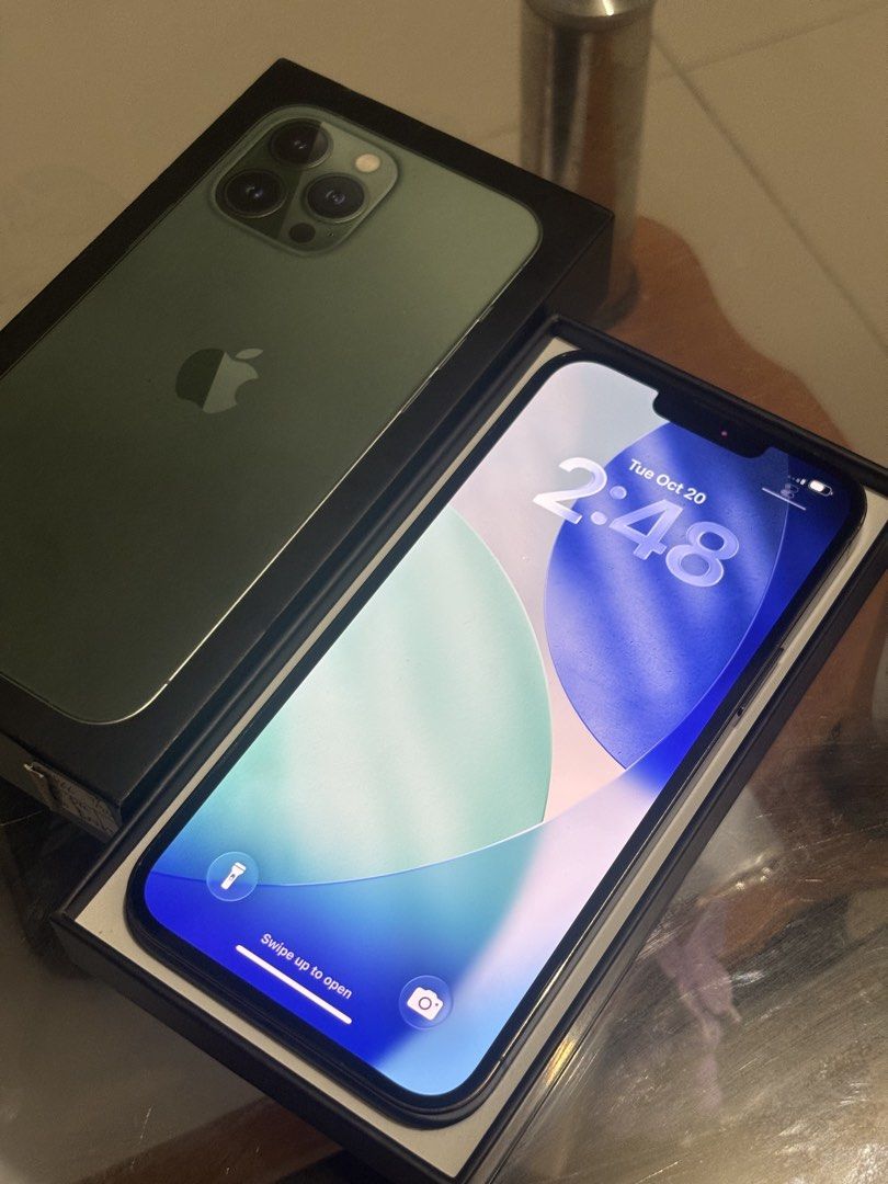 iPhone 13 Promax 128GB (Category: iPhone 13 Series) located in Quezon City. Submitted by khuuun (Listing ID 1469306169, Image 1). Description: iPhone 13 Promax 128GB Alpine Green NTC Approved Factory Unlock Presentable 78% BH No history of repair Honest minor issue : Black spot sa 3x portrait camera - Normal na sa pro and promax series. Pass sa barat ..