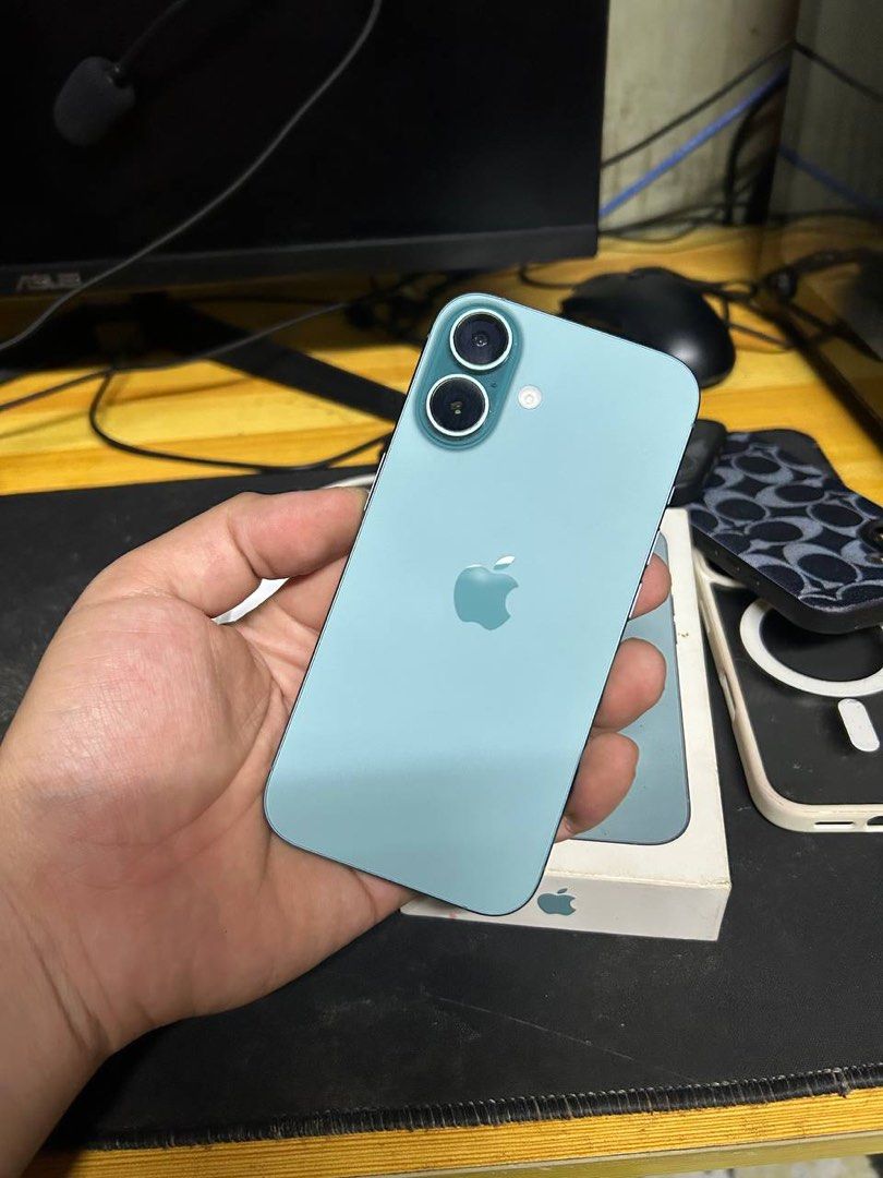Iphone 14, 15 Pro Max & 16 (Category: iPhone 14 Series) located in San Pedro. Submitted by _notdrei (Listing ID 1469348444, Image 3). Description: Iphone 14 Midnight 128gb - 21.5k Iphone 15 Pro Max 256gb - 36k Iphone 16 Teal 128gb -37k All units are in good condition. Negotiable for sure buyers. San Pedro Laguna loc.