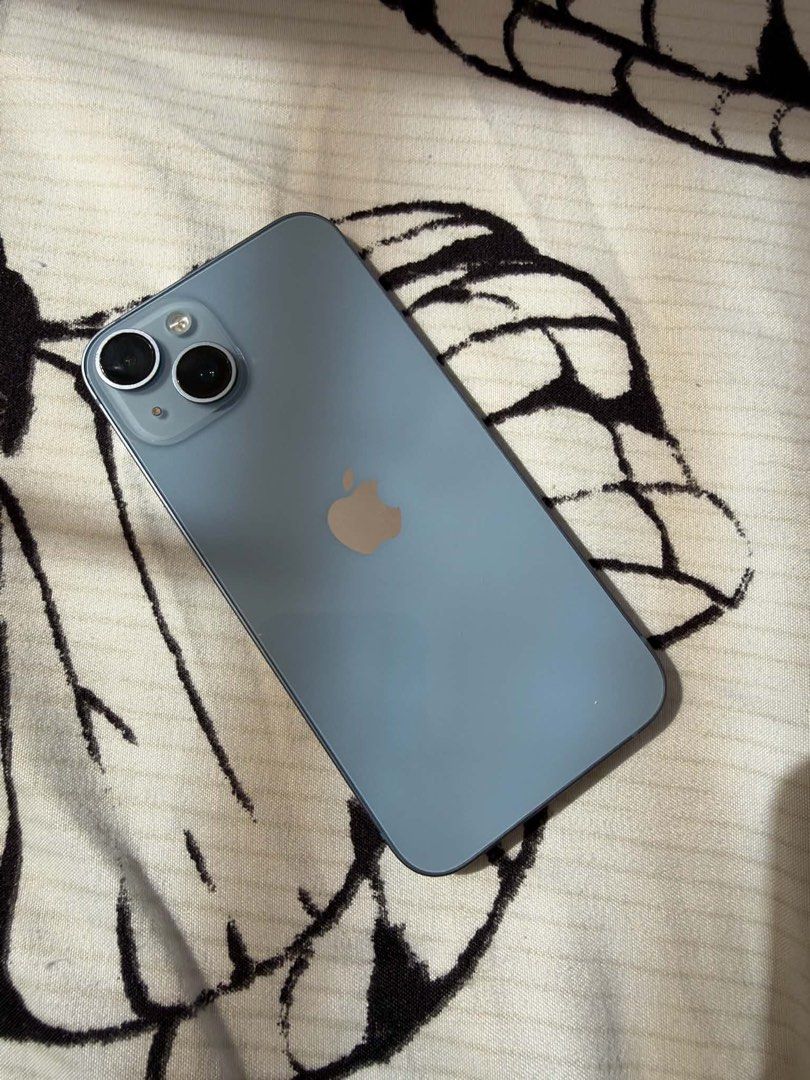 iPhone 14 256gb Blue with Box (Category: iPhone 14 Series) located in Carmona. Submitted by katdelavina (Listing ID 1469302415, Image 1). Description: Battery Health: 77% NO ISSUE Never binuksan or what Body is makinis, no dents or cracks No dead pixel Lady owned, pwede sa maselan Box included Will reset unit upon meetup .