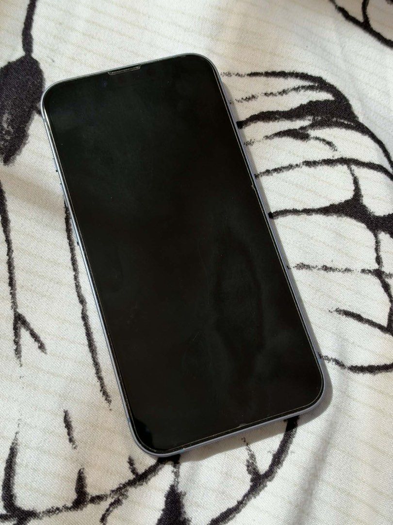 iPhone 14 256gb Blue with Box (Category: iPhone 14 Series) located in Carmona. Submitted by katdelavina (Listing ID 1469302415, Image 2). Description: Battery Health: 77% NO ISSUE Never binuksan or what Body is makinis, no dents or cracks No dead pixel Lady owned, pwede sa maselan Box included Will reset unit upon meetup .