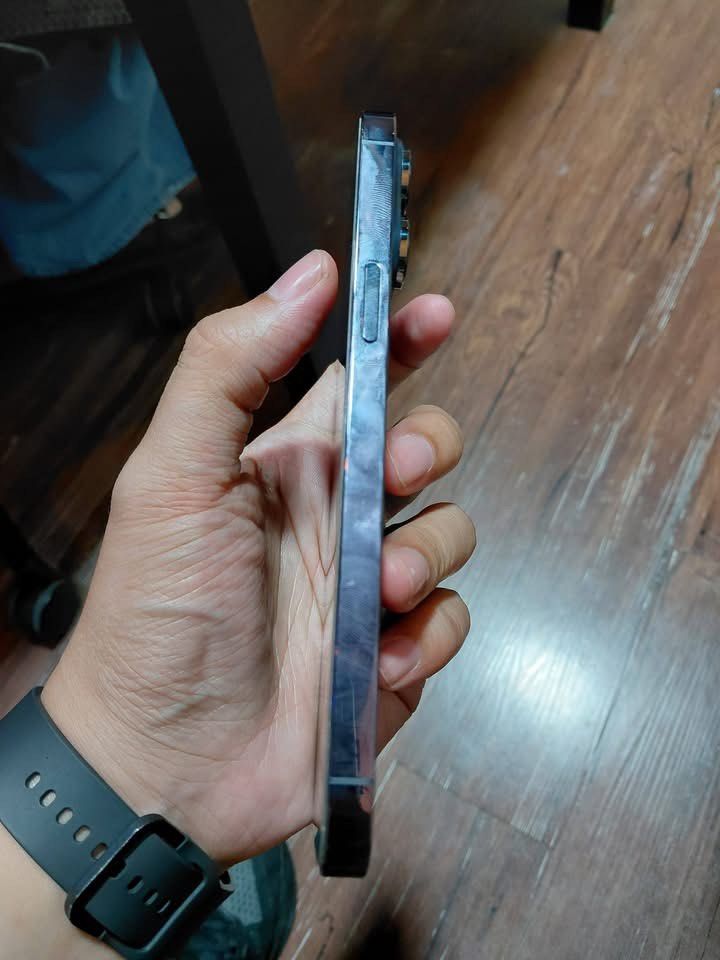 iPhone 14 Pro Max 128gb Deep Purple (Category: iPhone 14 Series) located in Manila. Submitted by bernaqtt (Listing ID 1469317608, Image 3). Description: iPhone 14 Pro Max 128gb Deep Purple 76% Battery Health Openline Face ID and True Tone working No history of repairs, no dents and scratches All cases are included 22k fixed and non-negotiable Message me if interested, thank you!.