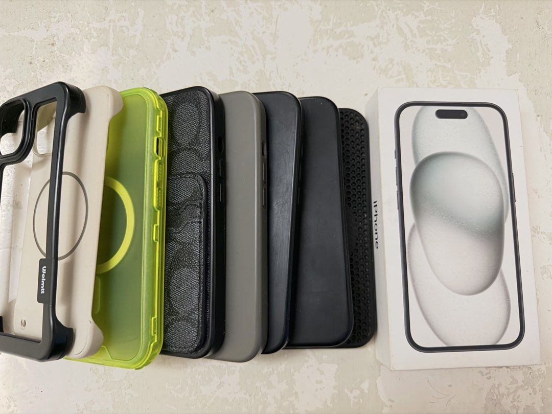 Iphone 15 256gb (Category: iPhone 15 Series) located in Arayat. Submitted by kanyeezus (Listing ID 1469291249, Image 3). Description: Iphone 15 256gb 84% batt health Used condition Complete with box,og cable,receipts and 8 cases No issue Pampanga area Thank you.