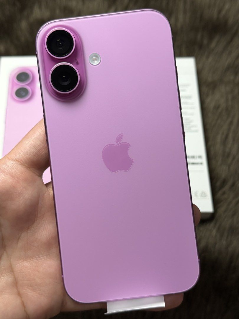 iPhone 16 128gb Pink 2 months old Openline (Category: Other Gadgets) located in Quezon City. Submitted by mva08 (Listing ID 1469239969, Image 3). Description: - iPhone 16 128gb Pink - 2 months old - Openline - Battery Health: 100% - Smoothness: 100% - Limited Warranty Expires: August 4, 2027 - Includes Box same imei and orig cord - no issue or what‼️ ₱35,000 last price‼️ check niyo po sa power mac website magkano ang SRP 📍Diliman QC location mee