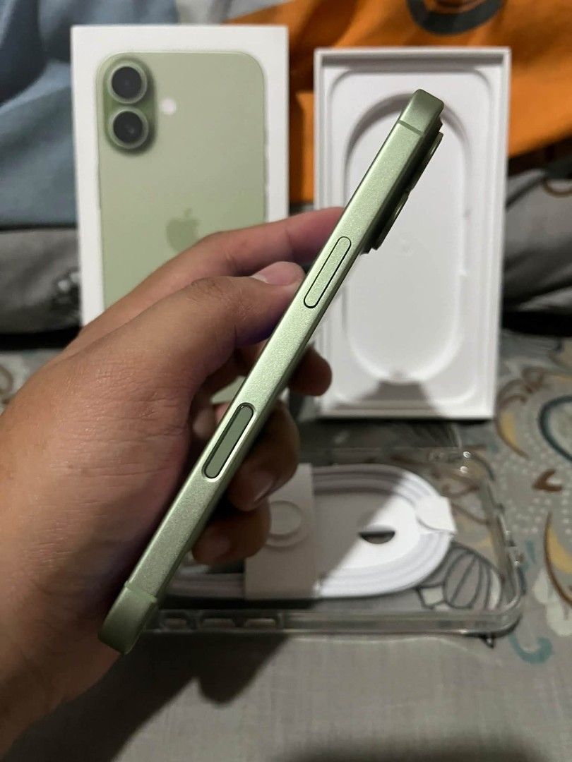iPhone 17 256GB Sage Complete NTC 2 Weeks Old Openline 16 Cycle Count (Category: iPhone 17 Series) located in Quezon City. Submitted by azabanana (Listing ID 1469268099, Image 3). Description: 𝗙𝗢𝗥 𝗦𝗔𝗟𝗘 / 𝗦𝗪𝗔𝗣 𝗜𝗣𝗛𝗢𝗡𝗘 𝟭𝟳 𝟮𝟱𝟲𝗚𝗕 𝗦𝗔𝗚𝗘 ₱𝟰𝟳,𝟱𝟬𝟬 — 𝗡𝗘𝗚𝗢𝗧𝗜𝗔𝗕𝗟𝗘 𝟭𝟬𝟬% 𝗕𝗔𝗧𝗧𝗘𝗥𝗬 𝗛𝗘𝗔𝗟𝗧𝗛 | 𝟭𝟲 𝗖𝗬𝗖𝗟𝗘 𝗖𝗢𝗨𝗡𝗧 𝟮 𝗪𝗘𝗘𝗞𝗦 𝗢𝗟𝗗 𝗨𝗡𝗜𝗧 𝗗𝗘𝗧𝗔𝗜𝗟𝗦 • October 4 2026 Purchased Date • NTC Approved