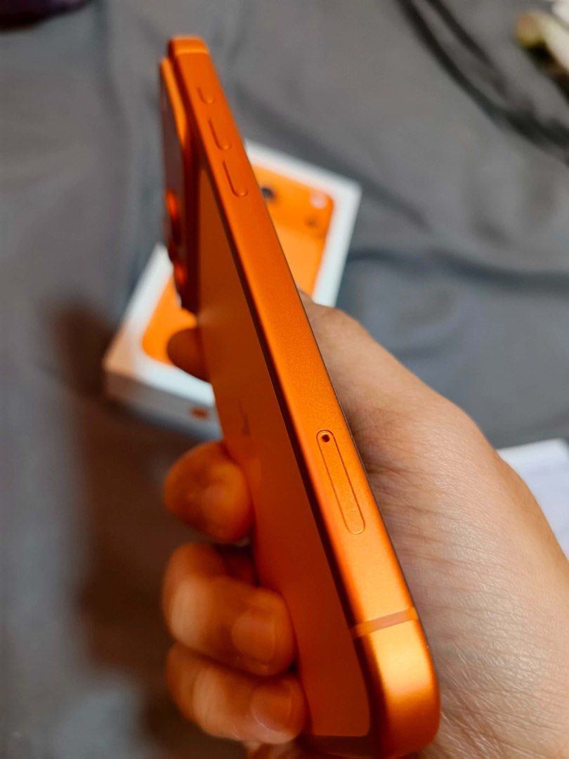 iPhone 17 Pro Max (Category: iPhone 17 Series) located in Muntinlupa City. Submitted by konmaried (Listing ID 1469233709, Image 3). Description: 256GB Cosmic Orange No issue 100% Smooth With screen protector and case since day 1 100% Battery Never been repaired Purchased from PowerMac Includes original box and contents RFS: Upgrading Location: Muntinlupa Courier: Grab/Lalamove. Self-pickup or halfway meetup can also be arranged.