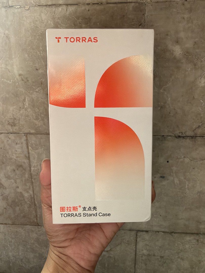 iphone 17 pro max case (Category: Cases & Sleeves) located in Manila. Submitted by nurseonduty (Listing ID 1469166777, Image 1). Description: selling torras case for iphone 17 pro max no issues rfs: decluttering .