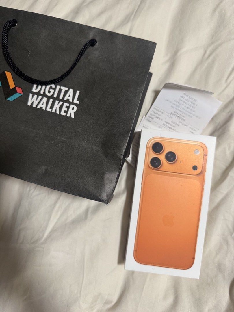 Iphone 17 Pro Max Cosmic Orange 512 GB (Category: iPhone 17 Series) located in Pasay City. Submitted by lizj88 (Listing ID 1469203392, Image 1). Description: Iphone 17 Pro Max Cosmic Orange 512 GB (Lady Owned) A little dent Complete with Box All Original Accessories Battery Health: 92% FREEBIE: Uniq w grip case Caspace cases Price: 73,000 (Best nego to offer).