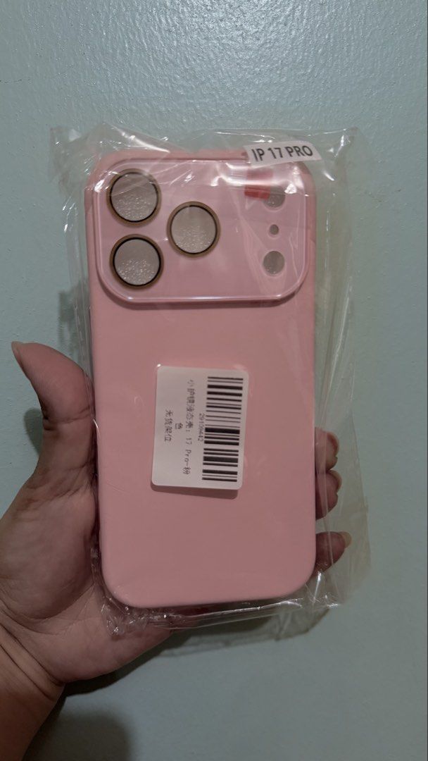 iPhone 17 Pro Phone Cases (Category: Cases & Sleeves) located in San Fernando. Submitted by louised. (Listing ID 1469248255, Image 2). Description: PHP 100 each Clear case is just a freebie Get all for only PHP 150 Can do meet-ups in San Fernando, Pampanga.
