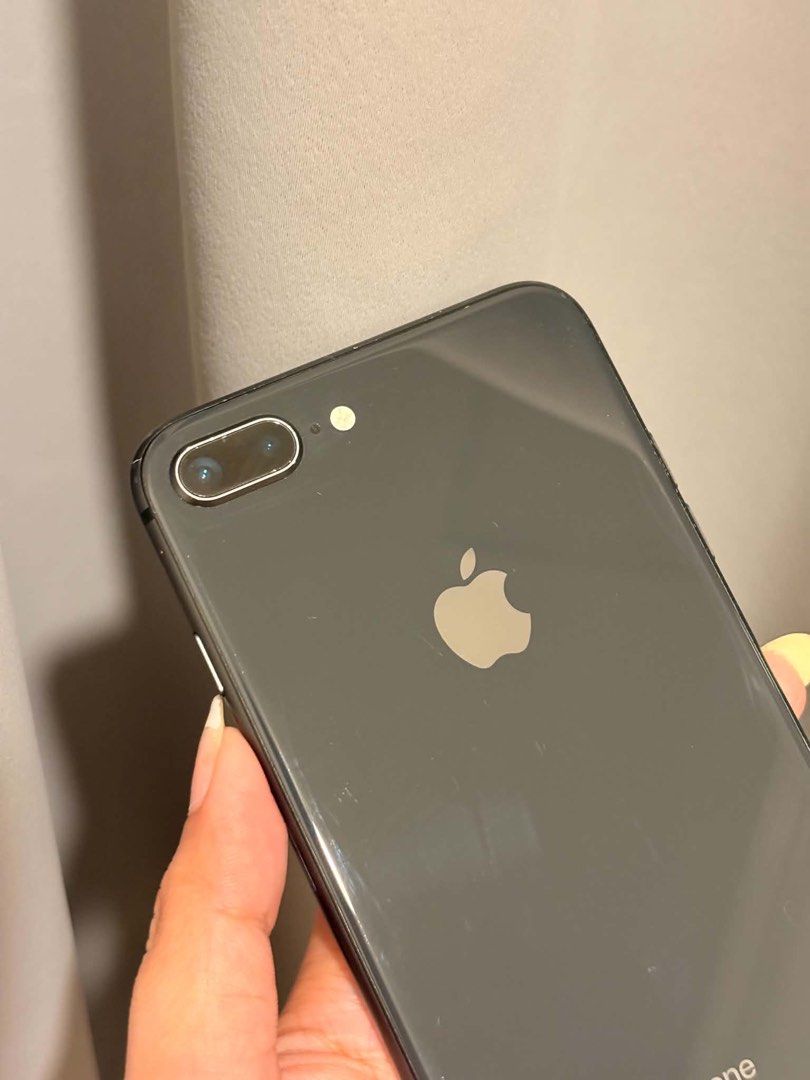 iPhone 8 Plus 64GB Space Gray (Category: iPhone 8 Series) located in Rizal. Submitted by rianaht (Listing ID 1469163387, Image 1). Description: iPhone 8 Plus 64GB | iOS 16.7.10 Battery: 66% Smart Locked Slight scratches but does not affect performance. Inclusion: Unit only FS: ₱4,000 Negotiable RFS: Extra Phone Meet up: Makati Area.