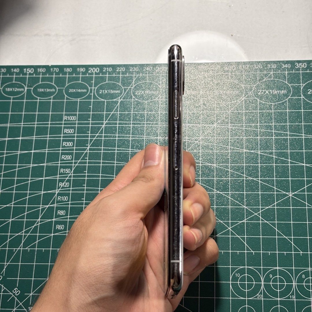 iPhone X 10 256gb For Sale (Category: iPhone X Series) located in Quezon City. Submitted by davidefreinharold (Listing ID 1469280896, Image 3). Description: 256gb Original Screen No Sim Restriction Face ID Still Working Smooth 69% Battery Health Working both camera Signs of usage Free charger (loose, with crack) Free clear case (yellowing) Slightly Negotiable Loc: South Caloocan Home pickup(priority) or meetup at SM Grand Central.