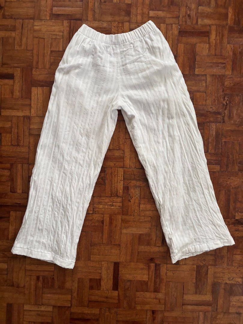 Isa The Label Brookie Pants in White (Category: Other Bottoms) located in Quezon City. Submitted by izabrielle (Listing ID 1469243065, Image 2). Description: 🌸 authentic, bought from a pop-up 🌸 like new 🌸 last price posted 🌸 rfs: not my style na.