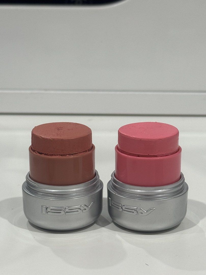Issy Creme Flush Stick Bounce and Milkshake (Category: Makeup) located in Las Pinas. Submitted by liyadeclutters (Listing ID 1469345869, Image 1). Description: Bounce and Milkshade blush set Will wipe the top layer prior to shipping.
