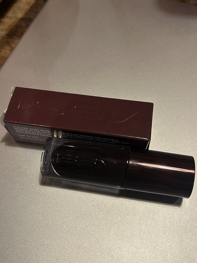 Issy Monster Fatgloss (Category: Makeup) located in Cagayan de Oro. Submitted by blissclo (Listing ID 1469170589, Image 3). Description: swatched twice rfs: not my shade.
