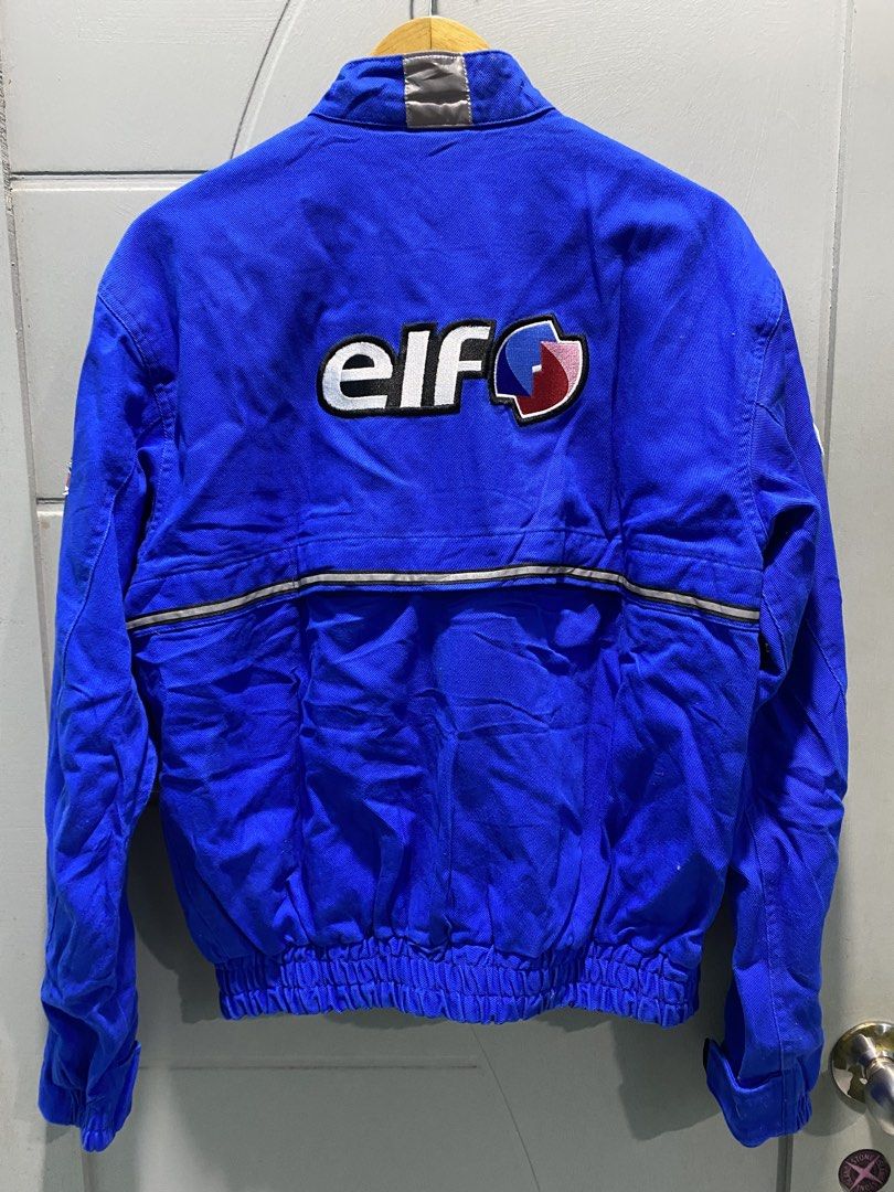 Jacket elf (Category: Coats, Jackets and Outerwear) located in Bachok. Submitted by duniabundle30 (Listing ID 1469277746, Image 2). Description: Pit 23 labuh 26 Condition macam keluar kedai Tak ada satu lubang pun .