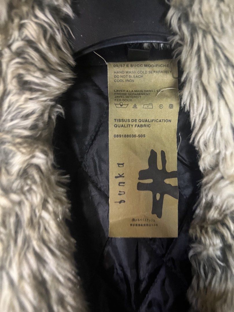Japanese fur jacket (Category: Coats, Jackets and Outerwear) located in Manila. Submitted by lukemirasol (Listing ID 1469335735, Image 2). Description: .
