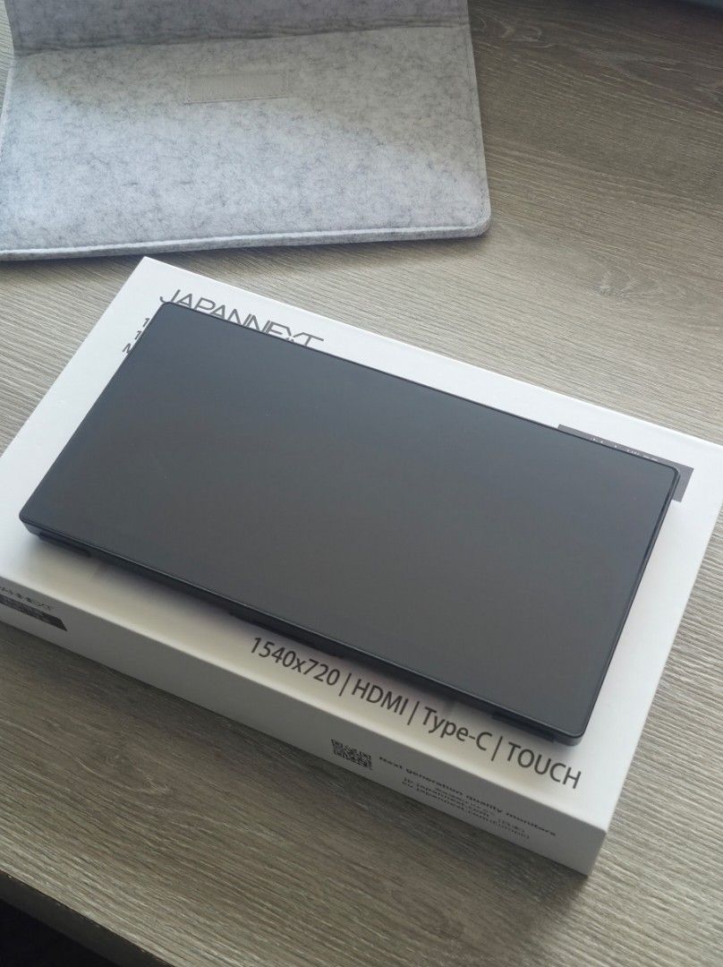 JapanNext 10.1" Mobile Display (Category: Monitor Screens) located in San Juan City. Submitted by aisaku (Listing ID 1469196531, Image 2). Description: for sale almost new JapanNext 10.1" Mobile Display 1540x720p HDMI Usb Type C Touch Screen Super Bright screen I bought it in Japan. dm me for inquiries..