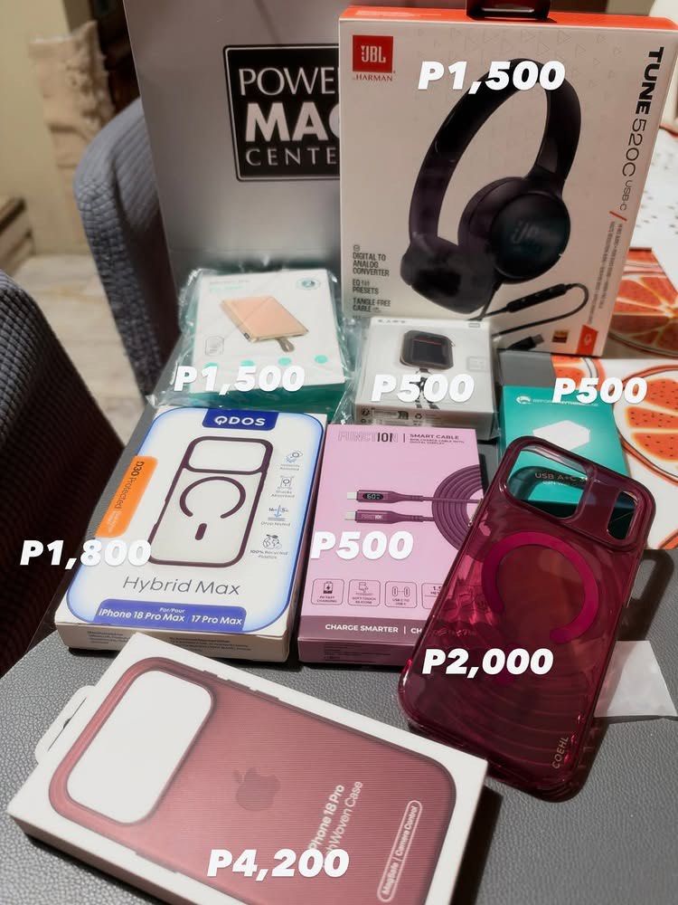 JBL Headset and more (Category: Cases & Sleeves) located in Manila. Submitted by sharmscarousel (Listing ID 1469369450, Image 1). Description: Selling these freebies I got during the midnight launch ng PMC. The clear burgundy case wala ng box but I still have the loop attachments for straps/lanyards. Kunin nyo na po please! 🥹🥹￼.