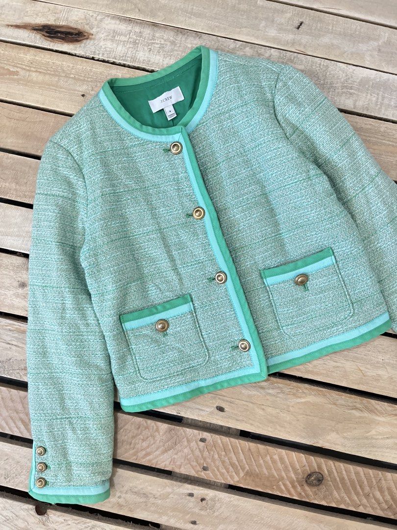 j.crew Tweed Jacket Green Size 8 (Category: Coats, Jackets and Outerwear) located in Santa Rosa. Submitted by thrifty_bev (Listing ID 1469236449, Image 2). Description: - Brand/Style: J.Crew Green Tweed Jacket - Size: 8 (tag attached) - Design: Collarless with elegant contrast trim and fully lined interior - Details: Gold-tone buttons on the front, dual front pockets, and sleeve cuffs - Versatility: Perfect structured piece for the office or laye