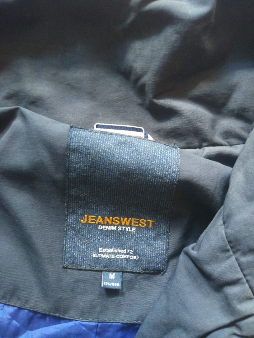 Jeanwest Blue Jacket M (Category: Coats, Jackets and Outerwear) located in Pasay City. Submitted by denimdude.ph (Listing ID 1469279402, Image 3). Description: crack on leather zipper puller and fade on sleeves, last pics.
