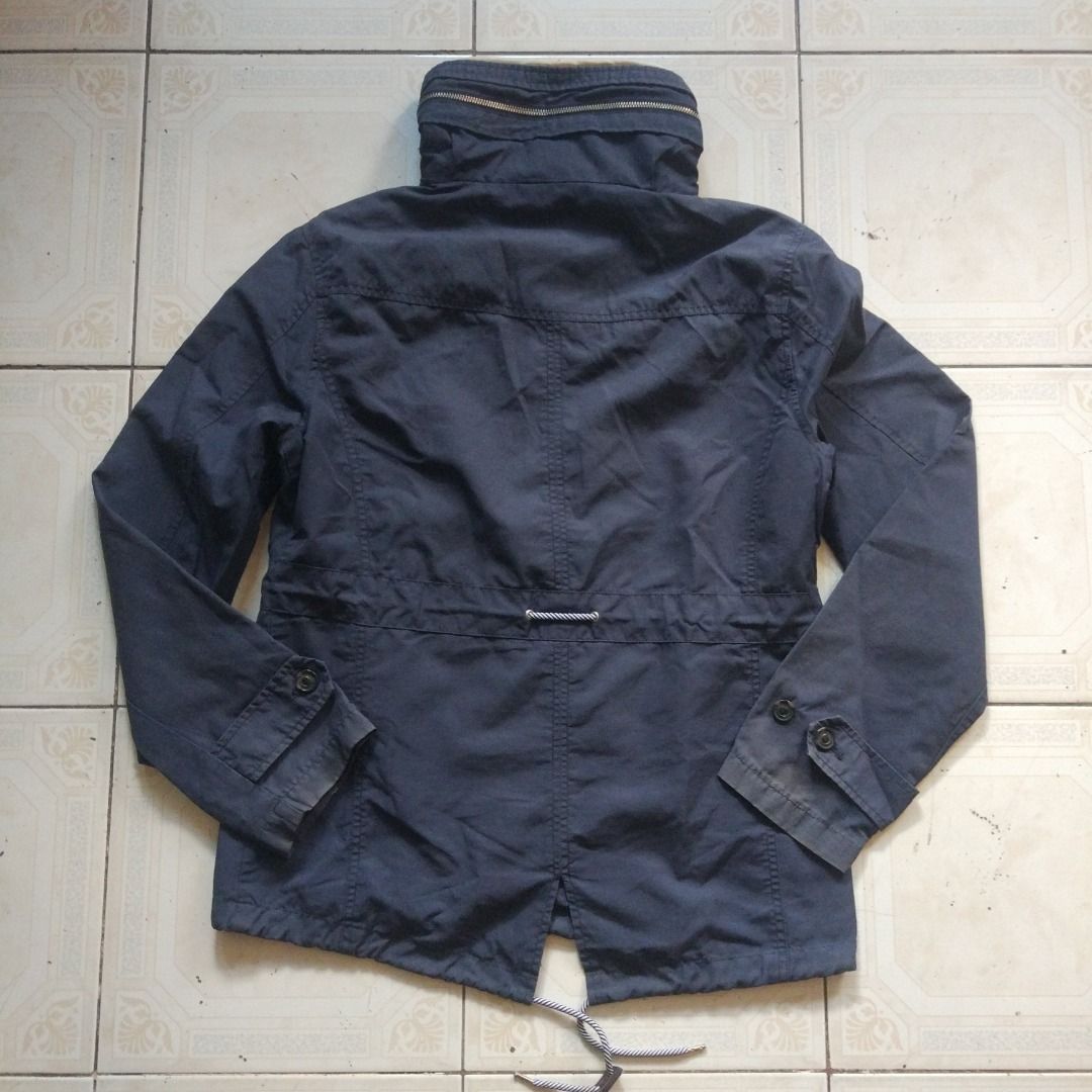 Jeanwest Blue Jacket M (Category: Coats, Jackets and Outerwear) located in Pasay City. Submitted by denimdude.ph (Listing ID 1469279402, Image 2). Description: crack on leather zipper puller and fade on sleeves, last pics.