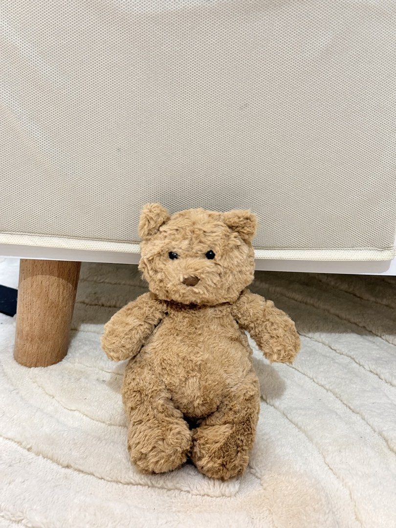 Jellycat bartholomew bear small (Category: Plushies & Soft Toys) located in Tagaytay City. Submitted by denalycoco51 (Listing ID 1469287922, Image 1). Description: Please manage expectations before claiming! 💕 • NO REFUND / NO EXCHANGE — all sales are final. • ITEM CONDITION: Good as new, Only used for display. • Authenticity guaranteed • Please check all photos & descriptions carefully. • Payment within 24 hours unless otherwise agreed. • Reser