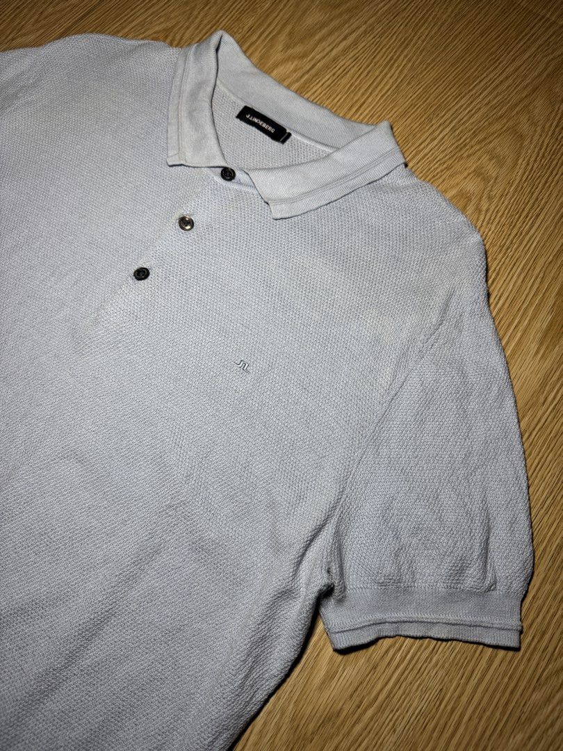 j.lindeberg Knit Polo Shirt (Category: Tshirts & Polo Shirts ) located in Las Pinas. Submitted by southstreetdeals (Listing ID 1469280845, Image 3). Description: J.LINDEBERG Knit Polo Shirt •Width 20 Stretchable •Length 28 •Color rate 9.5/10 •Issue None •Like New Condition .
