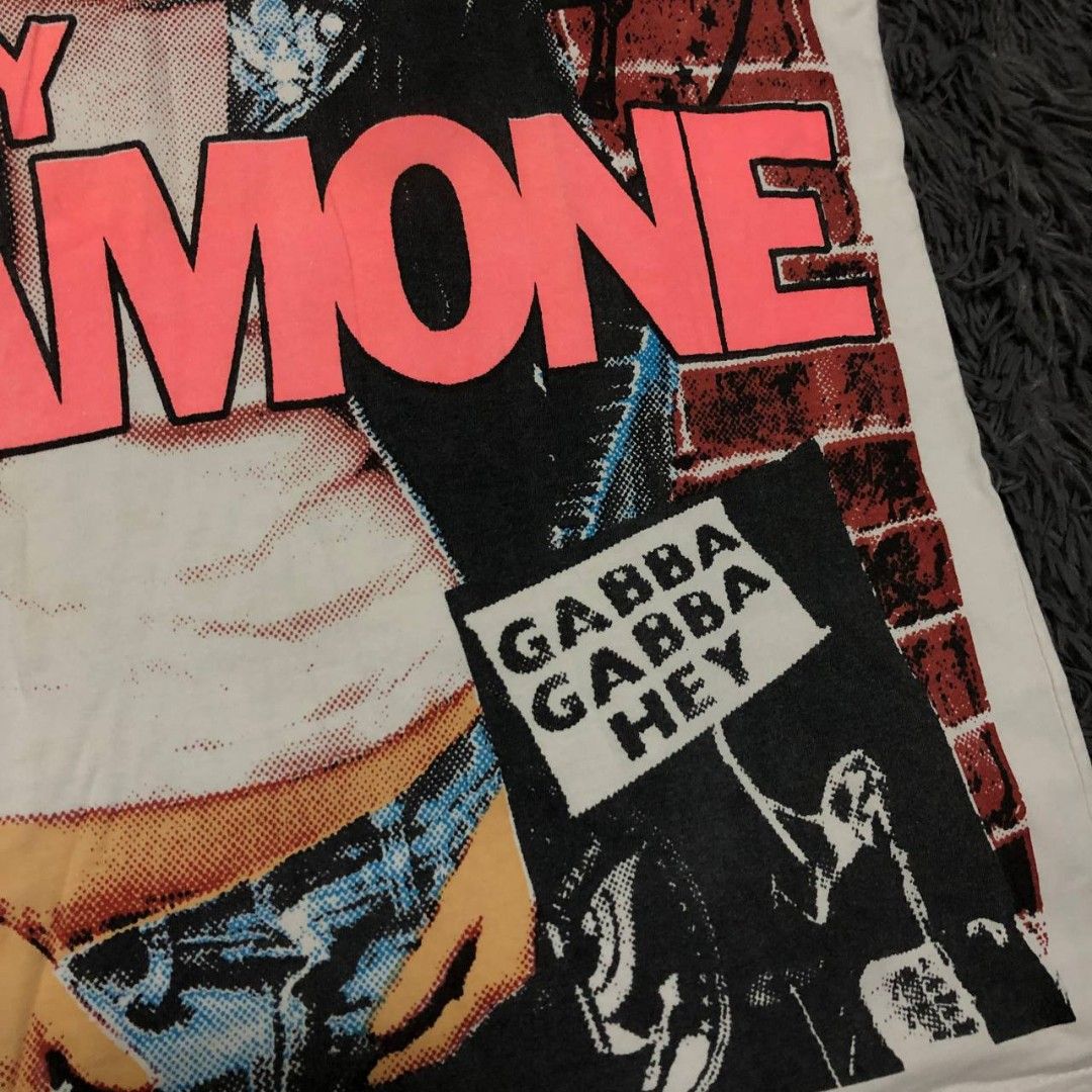 Joey Ramone Shirt (Category: Tshirts & Polo Shirts ) located in Camiling. Submitted by thriftscape2024 (Listing ID 1469307711, Image 2). Description: Excellent Condition Color rate: 9/10 Issue: ❌❌❌ Dimes: W19xL27.