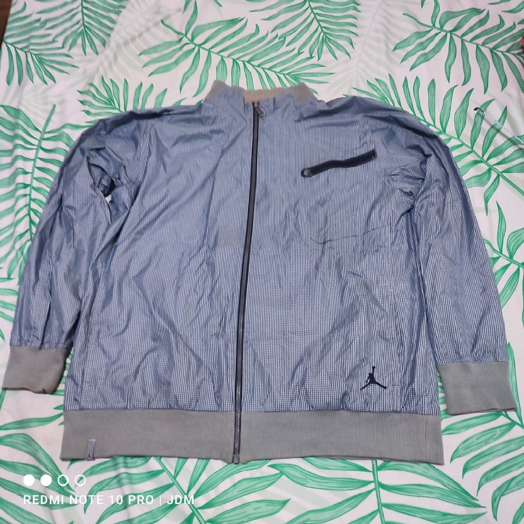 Jordan Check Pattern Windbreaker Jacket (Category: Coats, Jackets and Outerwear) located in Antipolo. Submitted by klashnikov (Listing ID 1469245347, Image 2). Description: Jordan Windbreaker jacket Size:XL Dimes:25.5x30 Tags:Intact Condition:Good condition Honest issue:used/pinhole last pic,d masyado halata dahil aa dwsign at maliit lang Payment option:Bank transfer,gcash,cash ₱700 only Pwede videocall for legitimacy Pwede pickup sa aking muntin