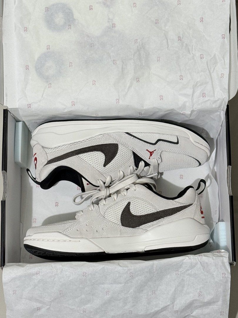 Jordan CMFT Era (Category: Sneakers) located in Carmona. Submitted by aady.22 (Listing ID 1469335391, Image 3). Description: FOR SALE ‼️ Jordan CMFT Era 👟❤️ 📌 Condition: Brand new, never worn 📌 Size: UK 8 / EU 42.5 / US 9 📌 RFS: Wrong size 📌 Price: ₱6,995 — original price, as purchased from Sports Central Still brand new and unused! Selling for the original price. 💯 📩 Message me if interested! Serious buyers only. Thank you! 🤍.