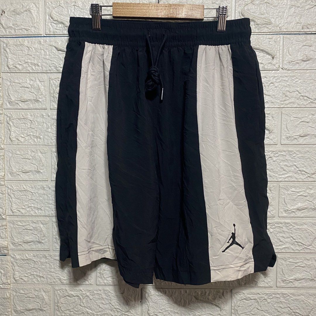 Jordan Dri-FIT Black White Shorts Medium (Category: Shorts) located in Naga. Submitted by thesource4400 (Listing ID 1469220573, Image 1). Description: - Brand: Jordan - Color: Black and off-white - Size: Medium (Standard Fit) - Material: Dri-FIT technology fabric to keep you dry - Waistband: Elastic with adjustable drawstring - Details: Iconic Jumpman logo printed near the front hem - Origin: Made in Thailand.