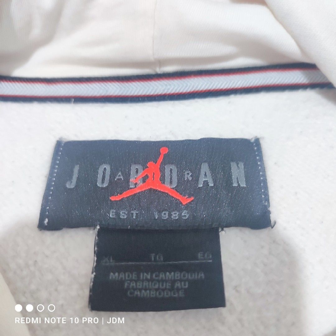 Jordan Flight MVP Graphic Pullover Hoodie (Category: Hoodies) located in Antipolo. Submitted by klashnikov (Listing ID 1469239230, Image 3). Description: Jordan Flight MVP Graphic Pullover Hoodie, yung fabric color nya is ligth rose white ganda nito promise solid piece sya Size:XL Dimes: 24".5x27" Tags:complete Condition:Excellent Honest issue:used Payment option:Bank transfer,gcash,cash ₱1000 Pwede videocall for legitimacy Pwede pickup sa aking 