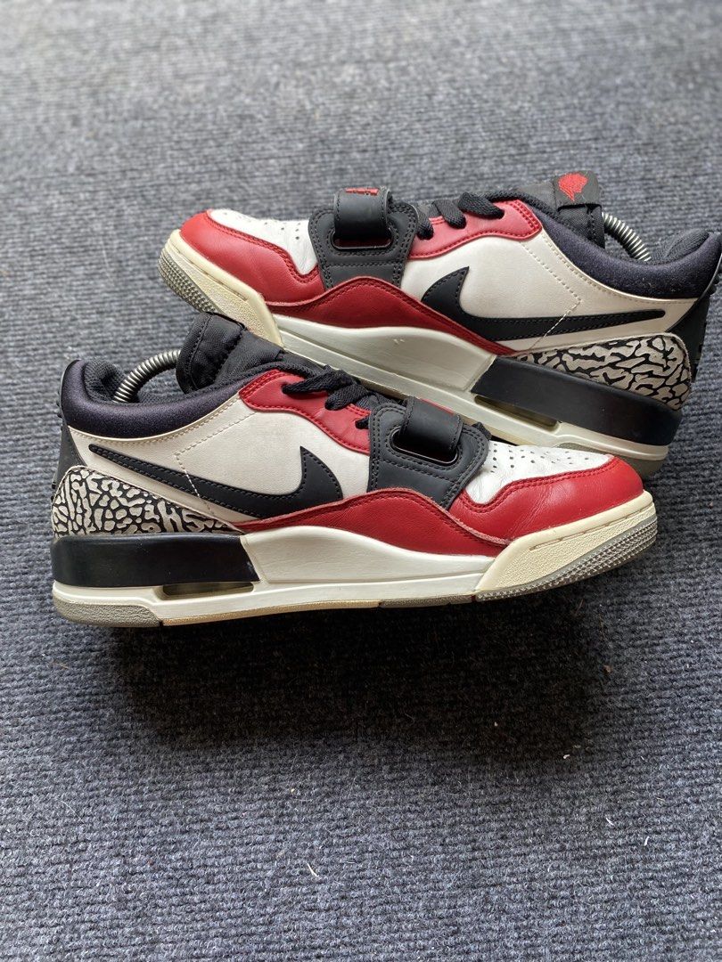 Jordan legacy low 312 Chicago (Category: Sneakers) located in Dumaguete. Submitted by freshdropsph (Listing ID 1469309433, Image 3). Description: LOCATION : NEGROS ORIENTAL Can ship nationwide Gcash payment No cod/cop Please check my reviews for assurance Unli vouch Negotiable .