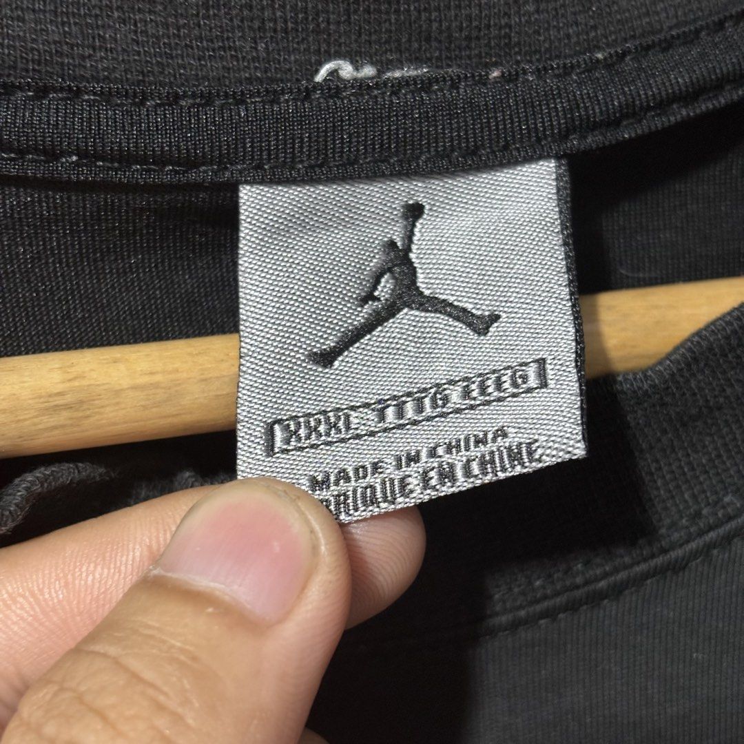 Jordan Pocket Watch Chain Graphic Tee Black (Category: Tshirts & Polo Shirts ) located in Caloocan City. Submitted by bonsatocha43876 (Listing ID 1469313492, Image 2). Description: - Authentic Black Jordan T-Shirt - Features a cool chain and pocket watch graphic on the front - Small Jumpman logo hit on the upper back - Width: 24 inches | Length: 30 inches - Perfect for daily wear or streetwear fits - DM for fast transactions and shipping options!