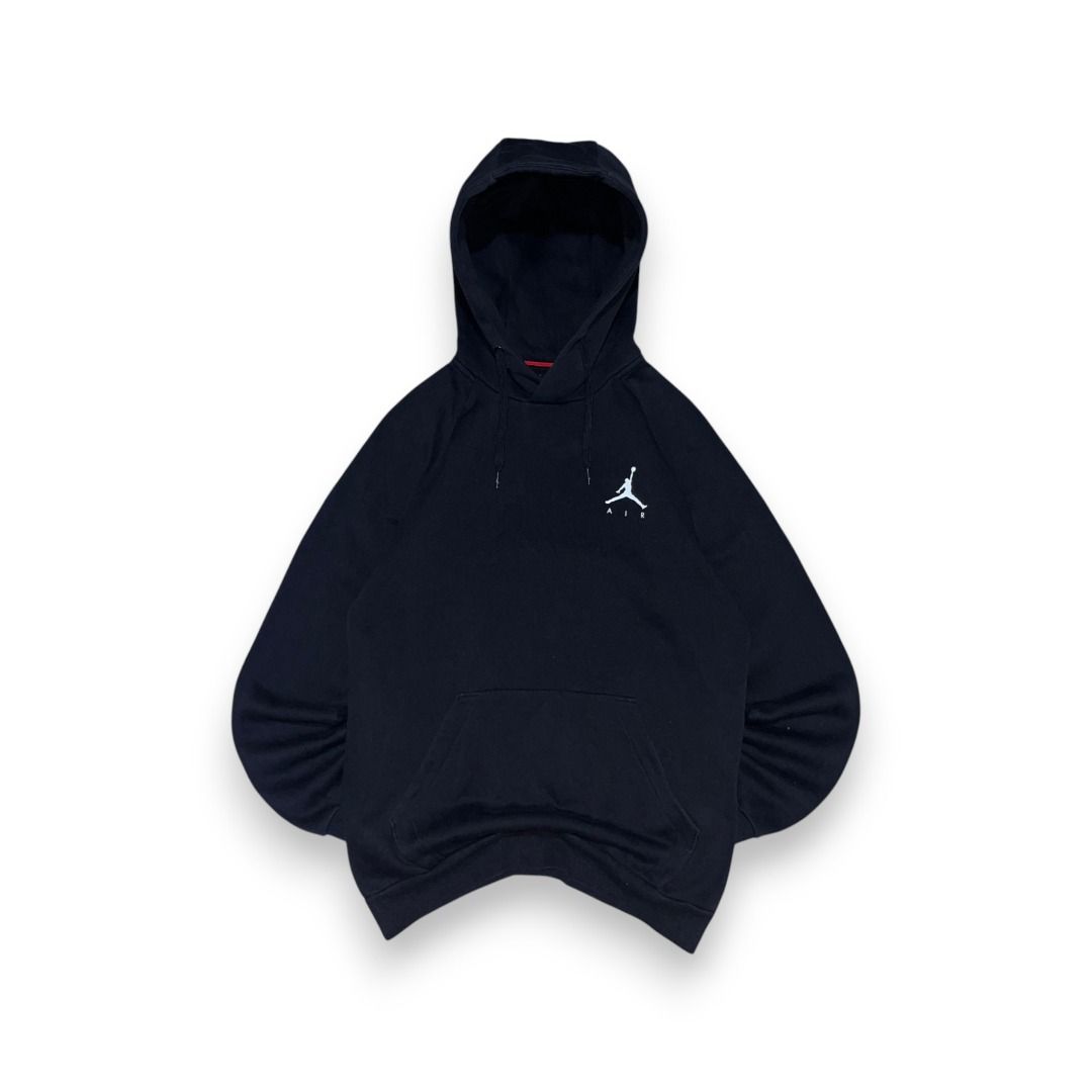 JORDAN PULLOVER HOODIE (Category: Coats, Jackets and Outerwear) located in Quezon. Submitted by ejay.thrift.clothes (Listing ID 1469326748, Image 1). Description: FREE SHIPPING SMALL 21 X 28.5 NO ISSUE COLOR RATE: 10/10 AS NEW CONDITION FRESHLY WASHED READY TO WEAR # 628.