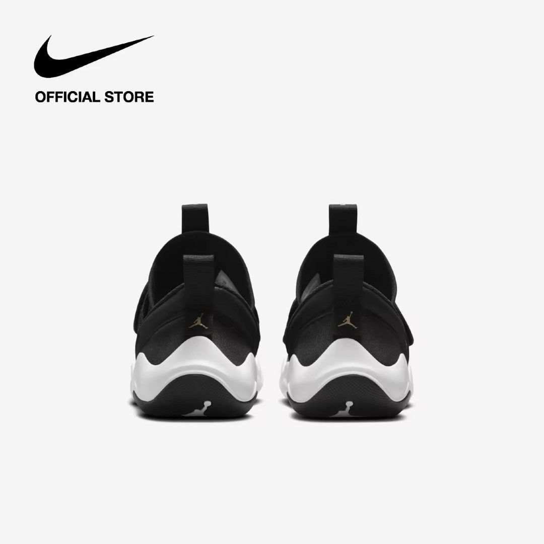 Jordan Shoes - Size 3Y (Category: Babies & Kids Fashion) located in Pasig City. Submitted by mom.jen (Listing ID 1469310204, Image 3). Description: .