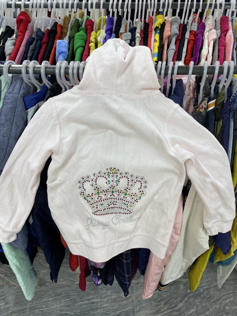 Juicy couture (Category: Coats, Jackets and Outerwear) located in Lucena. Submitted by riyizthriftz (Listing ID 1469297547, Image 1). Description: Juicy couture jacket Size small on tag Dimensions W13.5 L17 Good condition See pics issue.