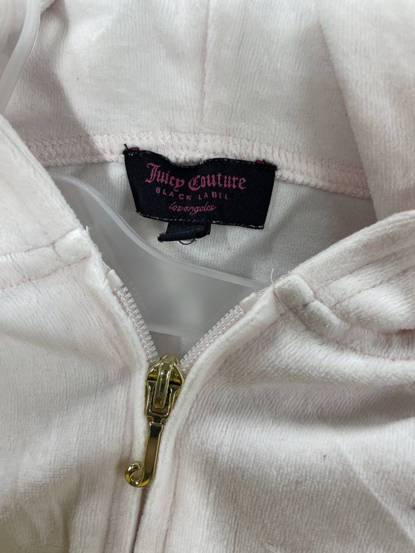 Juicy couture (Category: Coats, Jackets and Outerwear) located in Lucena. Submitted by riyizthriftz (Listing ID 1469297547, Image 3). Description: Juicy couture jacket Size small on tag Dimensions W13.5 L17 Good condition See pics issue.