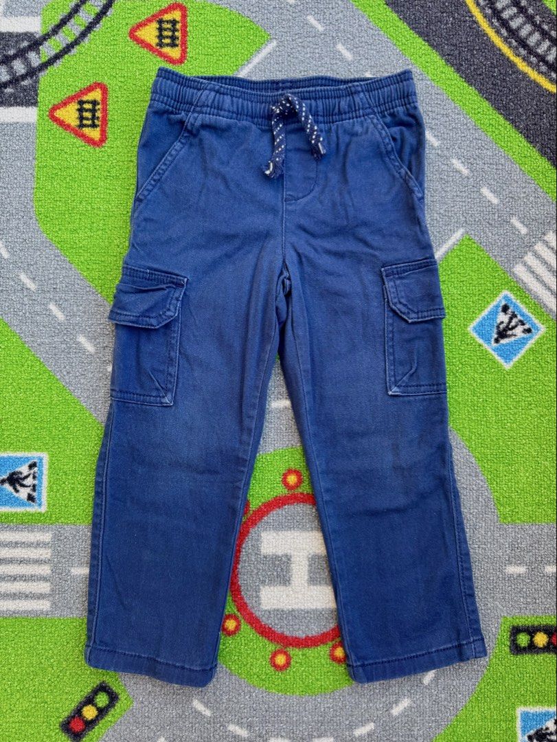 Jumping Beans Cargo Pants with Drawstring Waist (Category: Babies & Kids Fashion) located in Rizal. Submitted by preloovved (Listing ID 1469288715, Image 1). Description: Comfortable and durable blue cargo pants for boys, featuring an adjustable drawstring waist and multiple pockets. Perfect for daily wear and outdoor play, and easily pairs with tees and hoodies. Preloved, 3yo, adjustable waist Meet-up only in GB1 San Mateo, Rizal Shipping fee c/