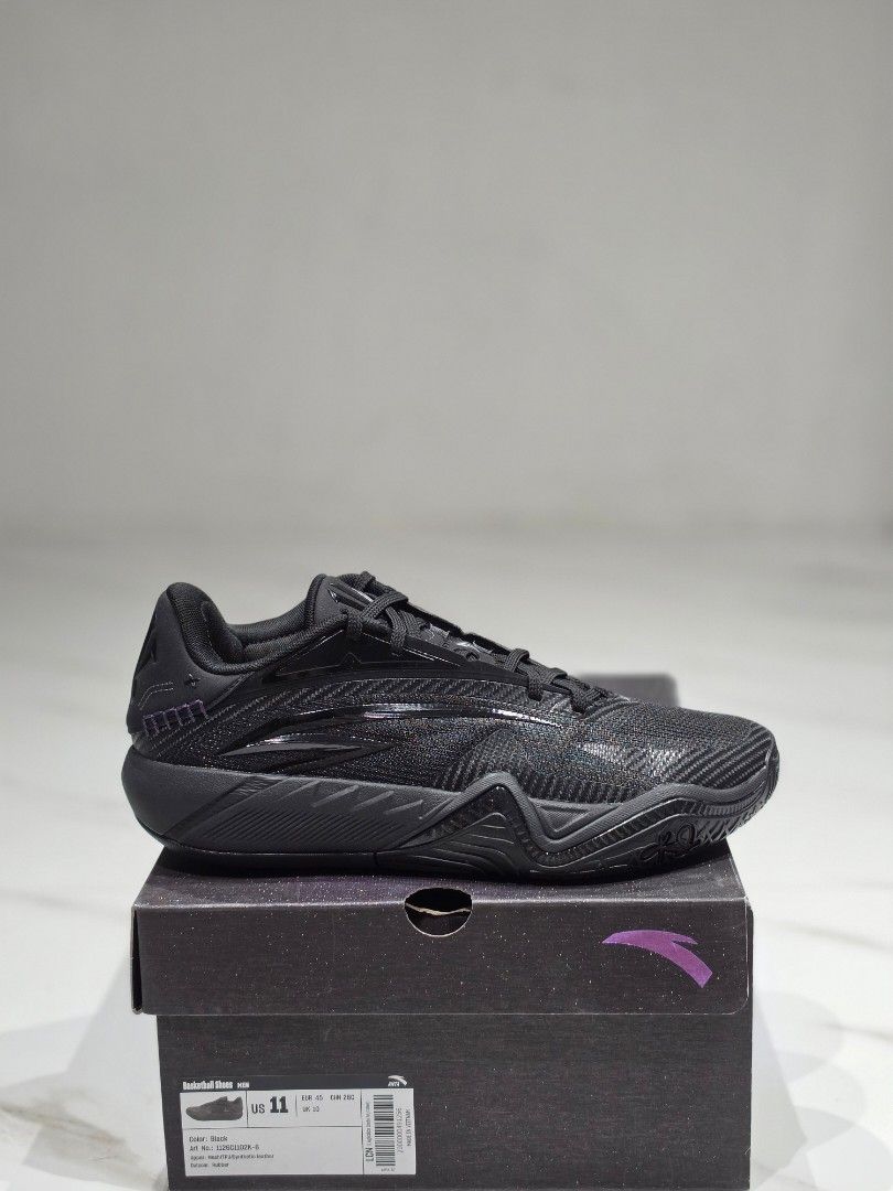 KAI 3 BLACK (Category: Sneakers) located in Caloocan City. Submitted by 321soled (Listing ID 1469207064, Image 1). Description: for sale/trade kai 3 black size 11 used / complete 6,495 south caloocan area ig/fb: 321soled.